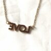 Arrière collier pendentif lettres écriture love amour
