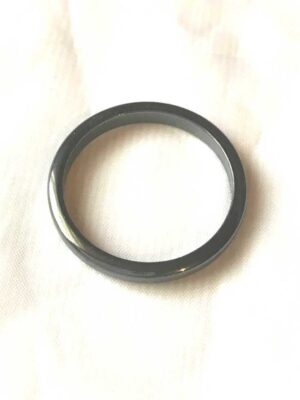 Bague anneau simple hématite fin chromé