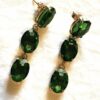 Boucles oreilles pendantes triple pierres vertes ovales facettes