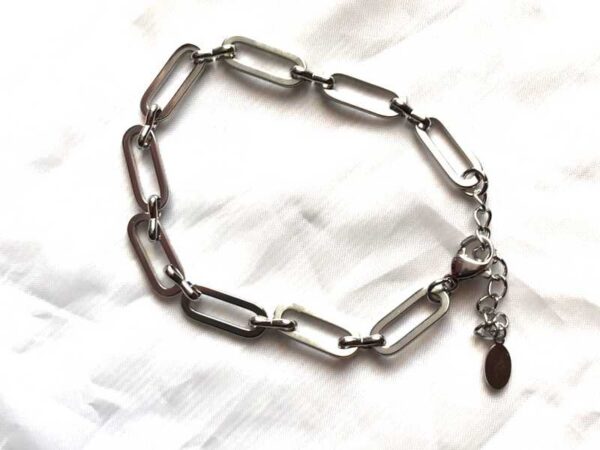 Bracelet argenté gros maillons plats