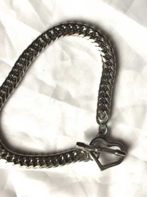 Bracelet large coeur fleche amour
