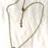 Chaine collier pendentif fleur dorée pétales rainures