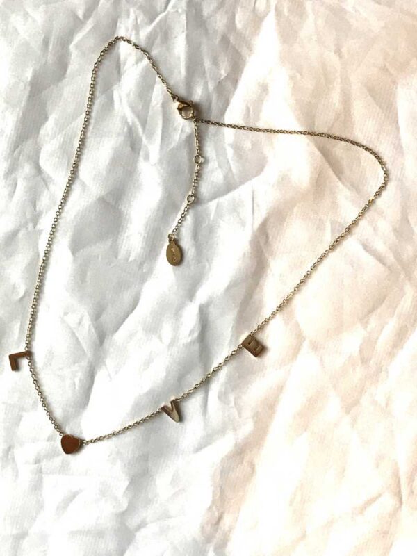 Chaine collier pendentif love amour coeur petites lettres