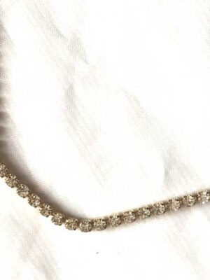 Collier chaine éblouissante pierres blanches carrées zircon