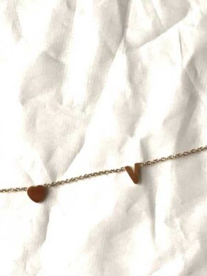 Collier pendentif love amour coeur petites lettres boutique bijoux-harmonie Collier pendentif love amour coeur petites lettres