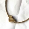 Collier pendentif petit coeur minimaliste chaine rigide