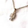 Collier pendentif doré petit épi blé céréale graines